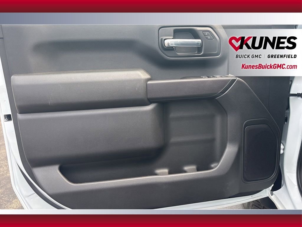 New 2025 GMC Sierra 3500 Pro image 15