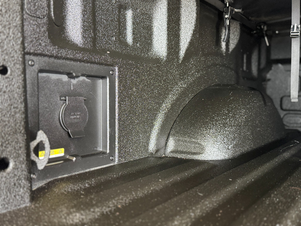 Used 2023 Ford F150 Platinum AWD/4WD image 41