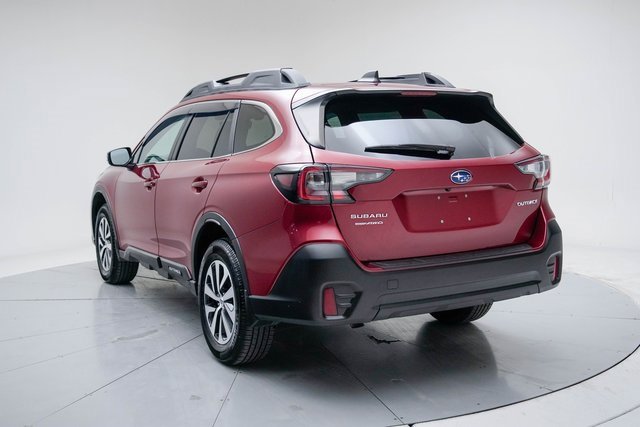 Used 2020 Subaru Outback Premium image 3
