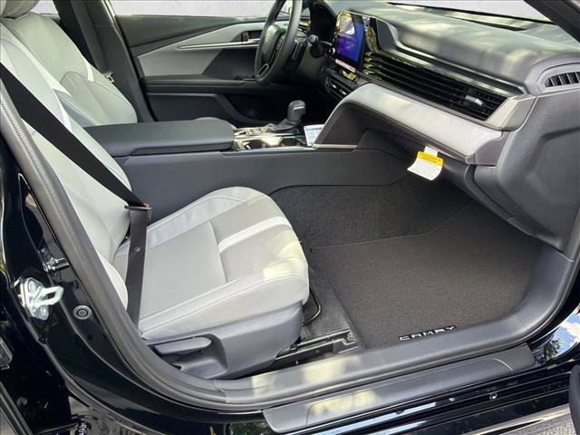 Used 2026 Toyota Camry SE FWD image 13