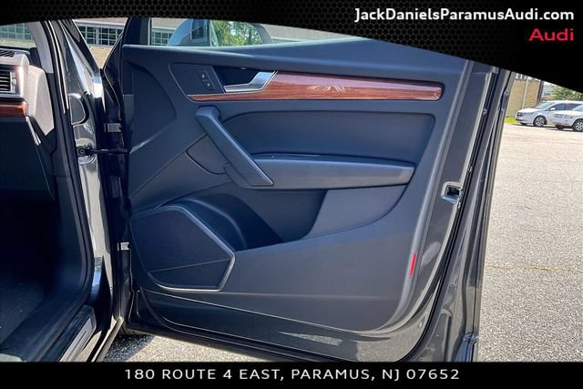 Certified 2023 Audi Q5 2.0T Premium w/ Convenience Package AWD/4WD image 16