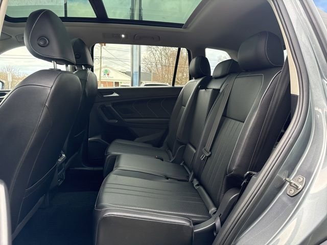 Used 2022 Volkswagen Tiguan SE AWD/4WD image 11