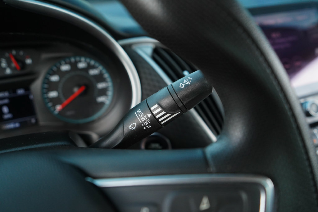 Used 2022 Chevrolet Malibu LT FWD image 32