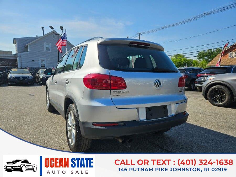 Used 2018 Volkswagen Tiguan Limited w/ Premium Package AWD/4WD image 3