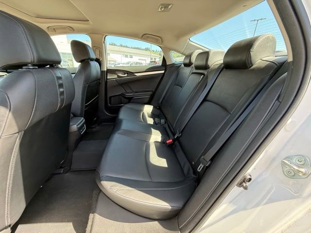 Used 2018 Honda Civic Touring image 10