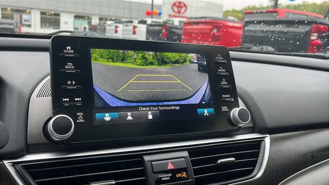 Used 2020 Honda Accord EX image 16