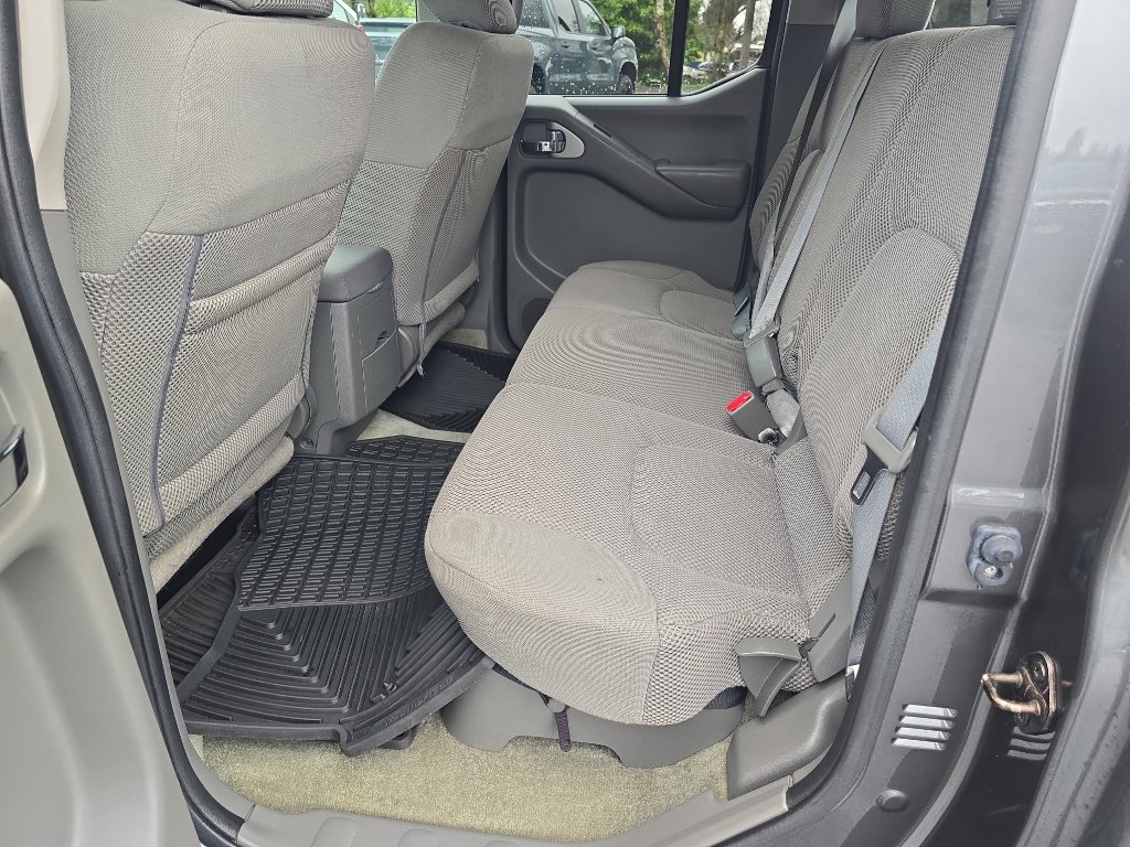 Used 2016 Nissan Frontier SV w/ SV Value Truck Package image 16