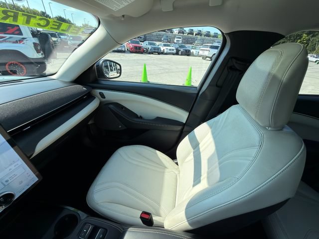 Used 2021 Ford Mustang Mach-E Premium RWD image 26