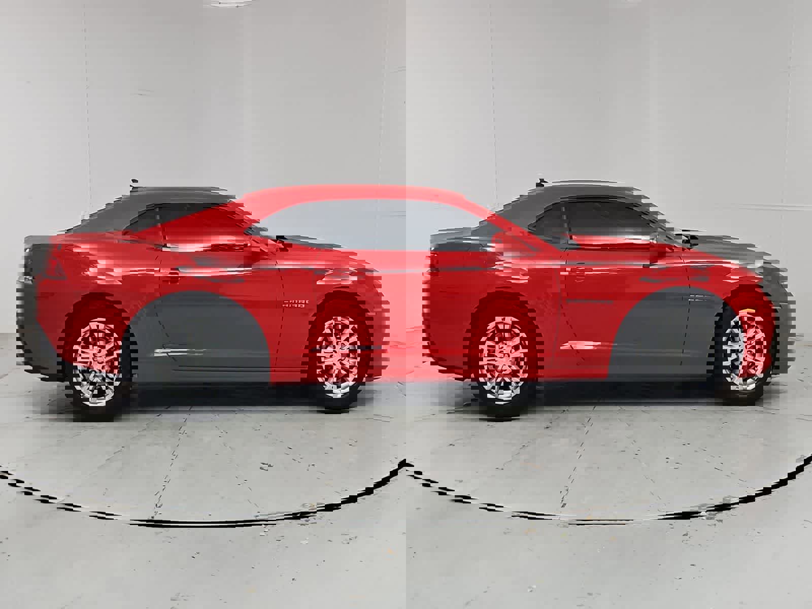 Used 2015 Chevrolet Camaro LS RWD image 7