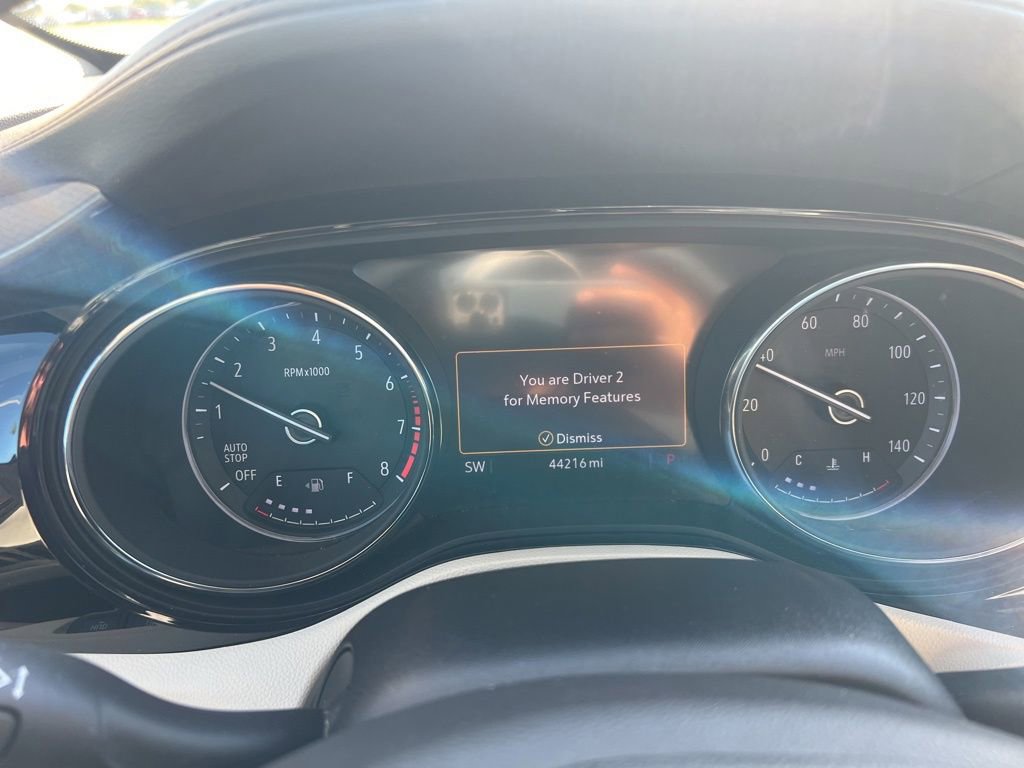 Used 2022 Buick Encore GX Essence w/ Advanced Technology Package image 57