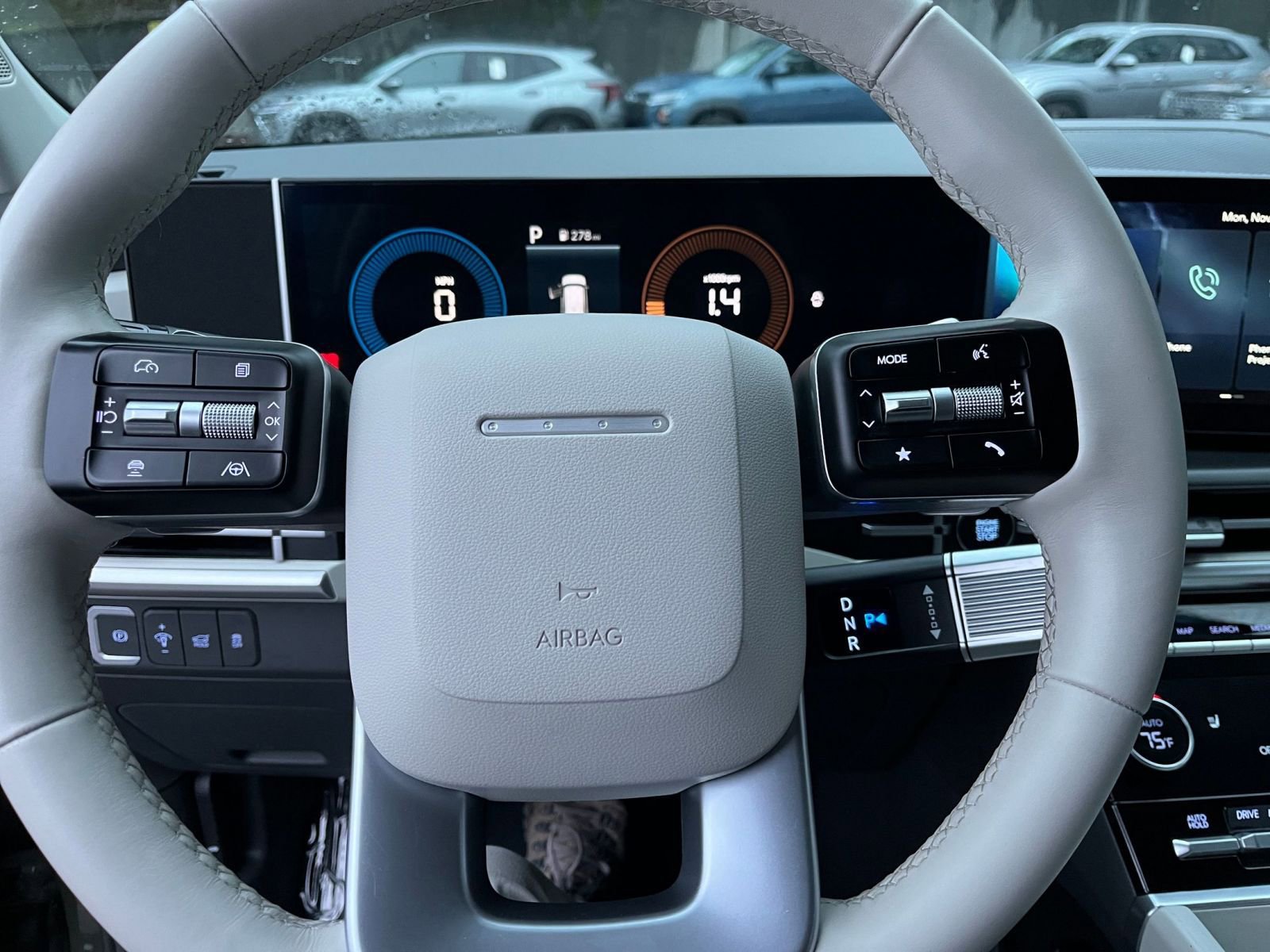 Used 2025 Hyundai Santa Fe SEL image 31