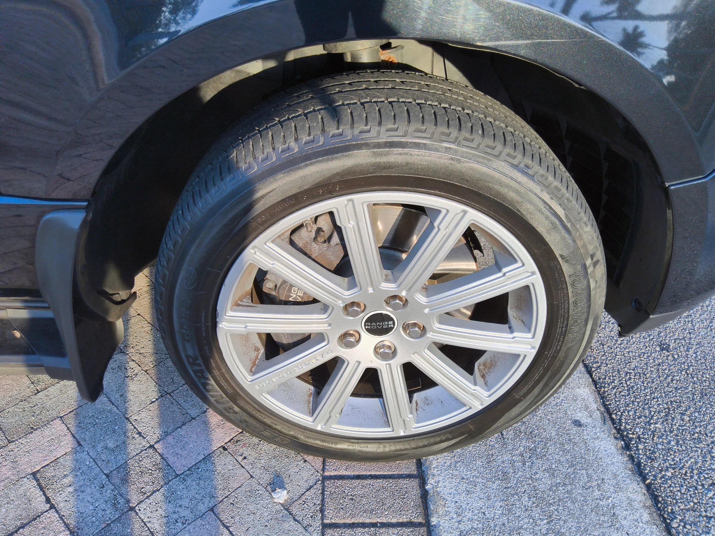 Used 2012 Land Rover Range Rover Supercharged image 49