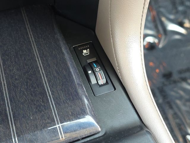 Used 2022 Lexus GX 460 Premium w/ Premium Plus Package image 39