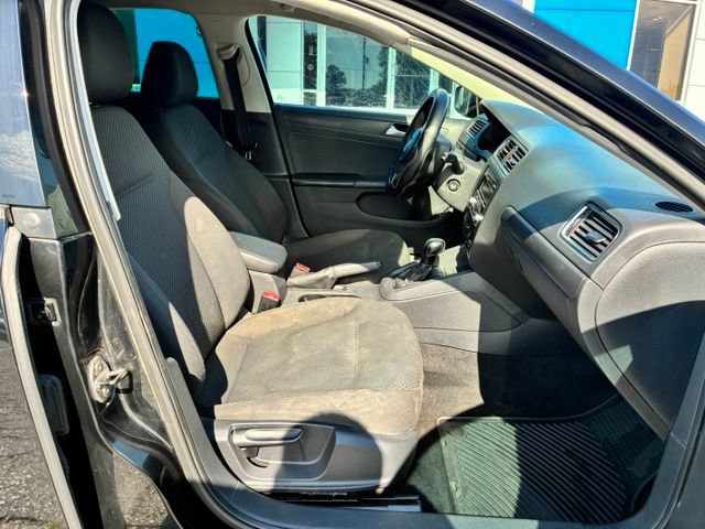 Used 2013 Volkswagen Jetta Sedan FWD image 9