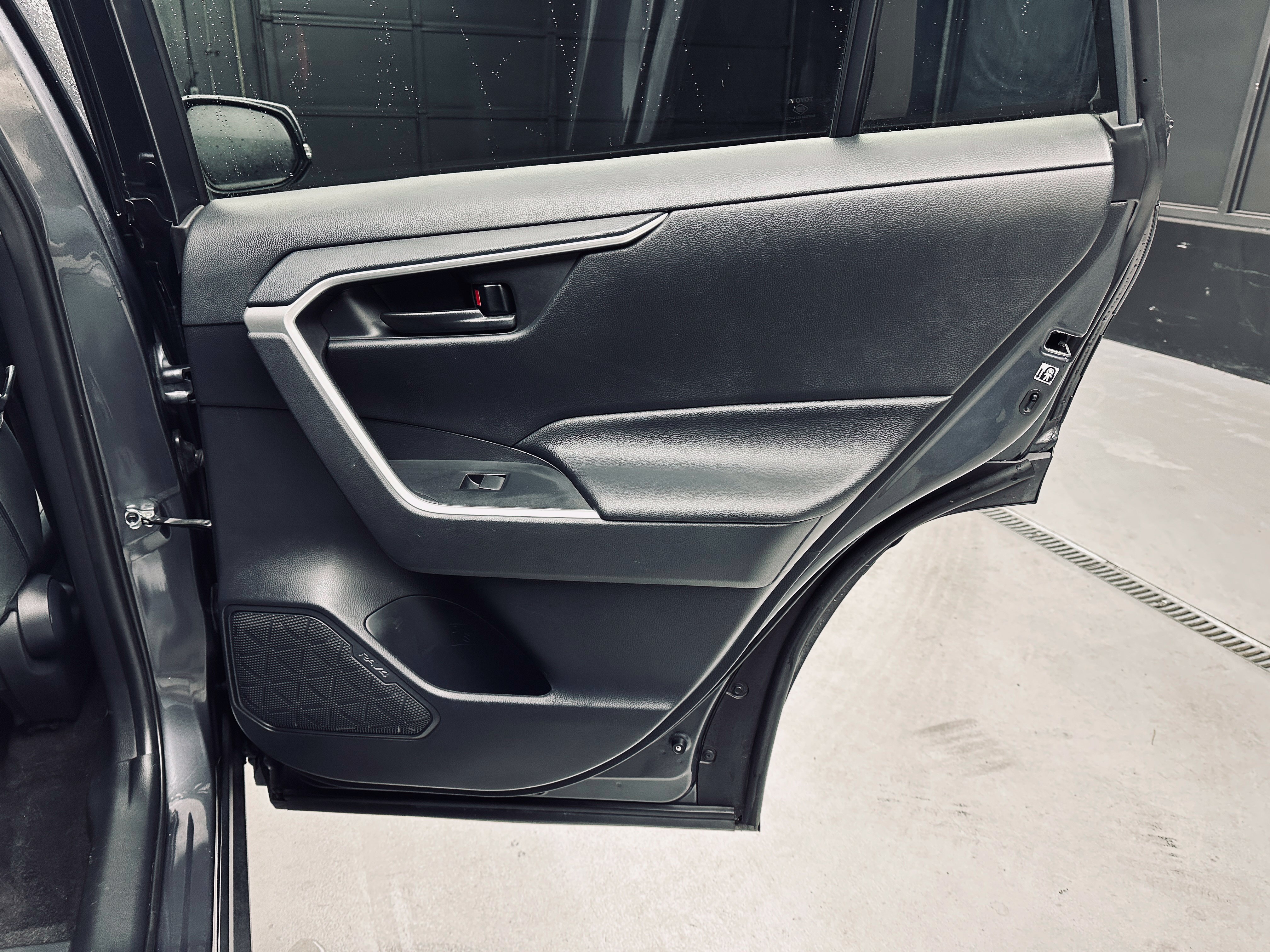 Used 2019 Toyota RAV4 LE w/ Carpet Mat Package FWD image 24