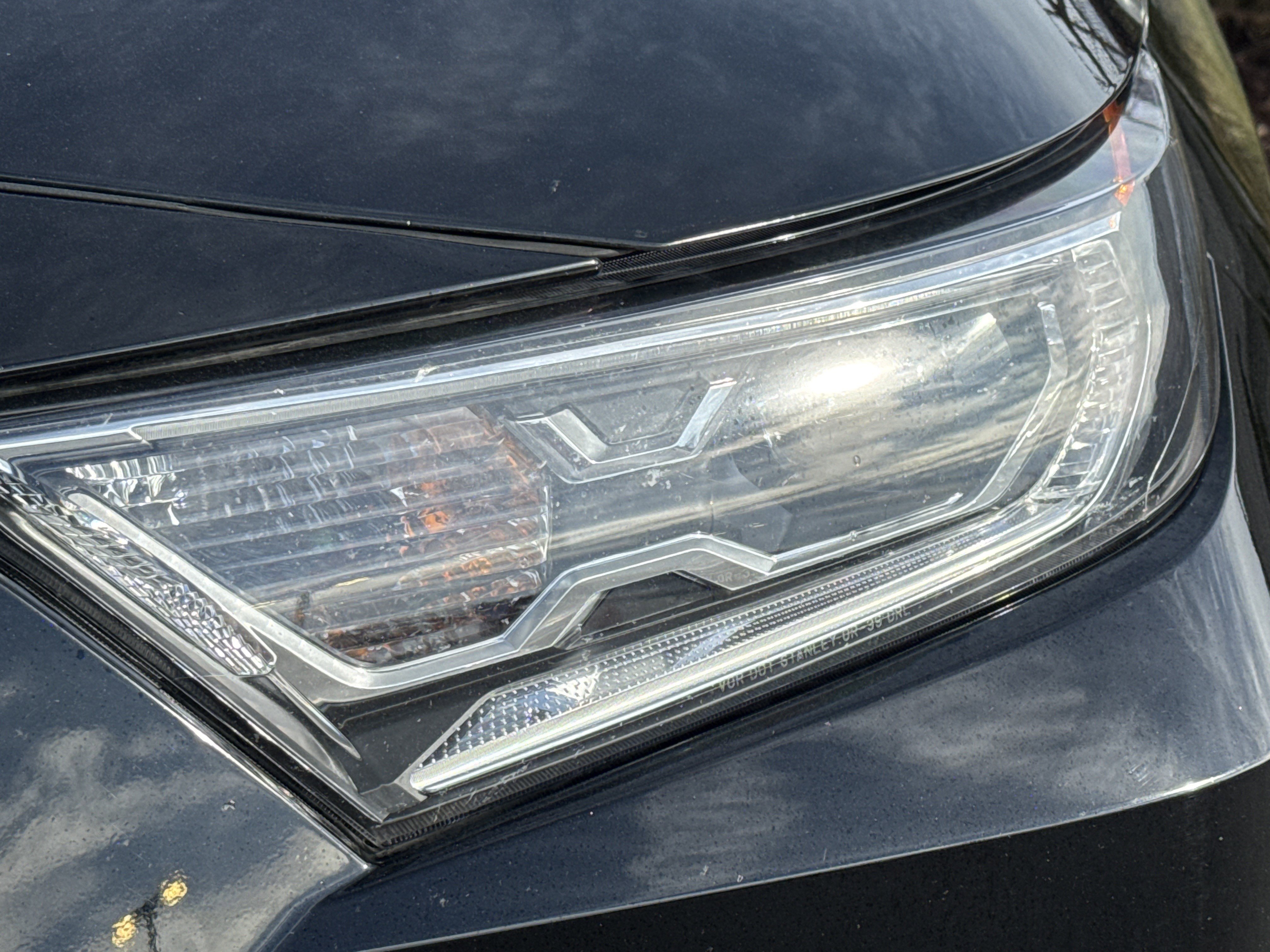 Used 2021 Toyota RAV4 XLE Premium image 6