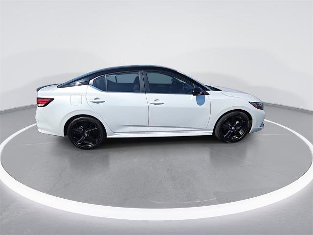 Certified 2023 Nissan Sentra SR w/ Midnight Edition Package image 9