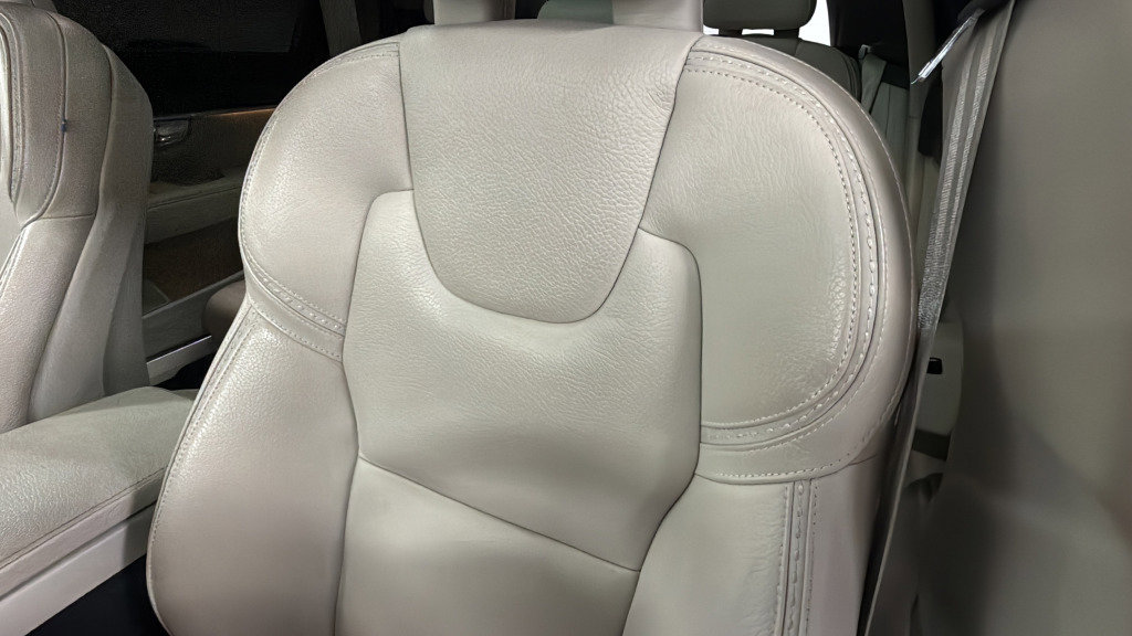 Used 2018 Volvo V90 T6 Cross Country w/ Convenience Package AWD/4WD image 20