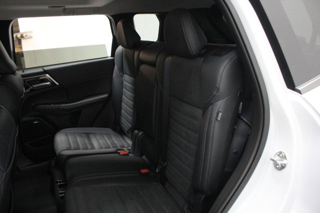 New 2026 Mitsubishi Outlander Trail Edition image 25