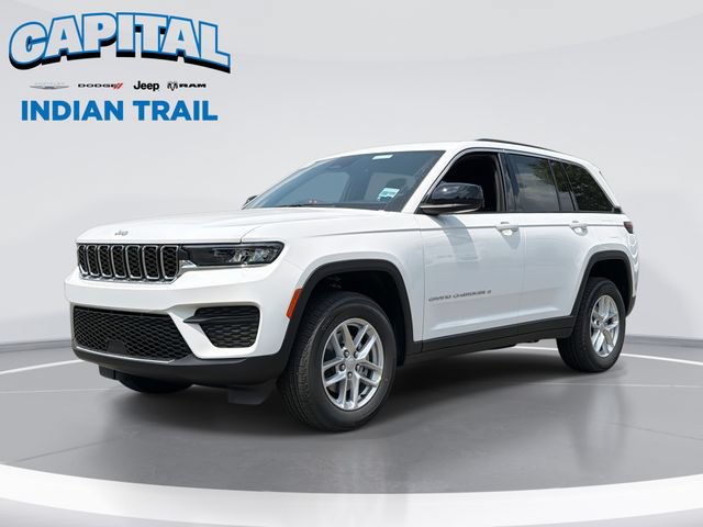 New 2026 Jeep Grand Cherokee Laredo RWD image 1