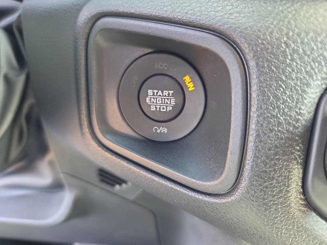 New 2026 Jeep Gladiator Sport AWD/4WD image 27