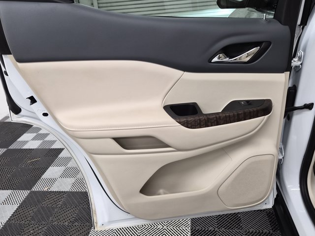 Used 2023 GMC Acadia Denali w/ Denali Technology Package image 18