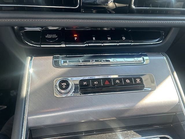 New 2026 Lincoln Aviator Premiere image 22