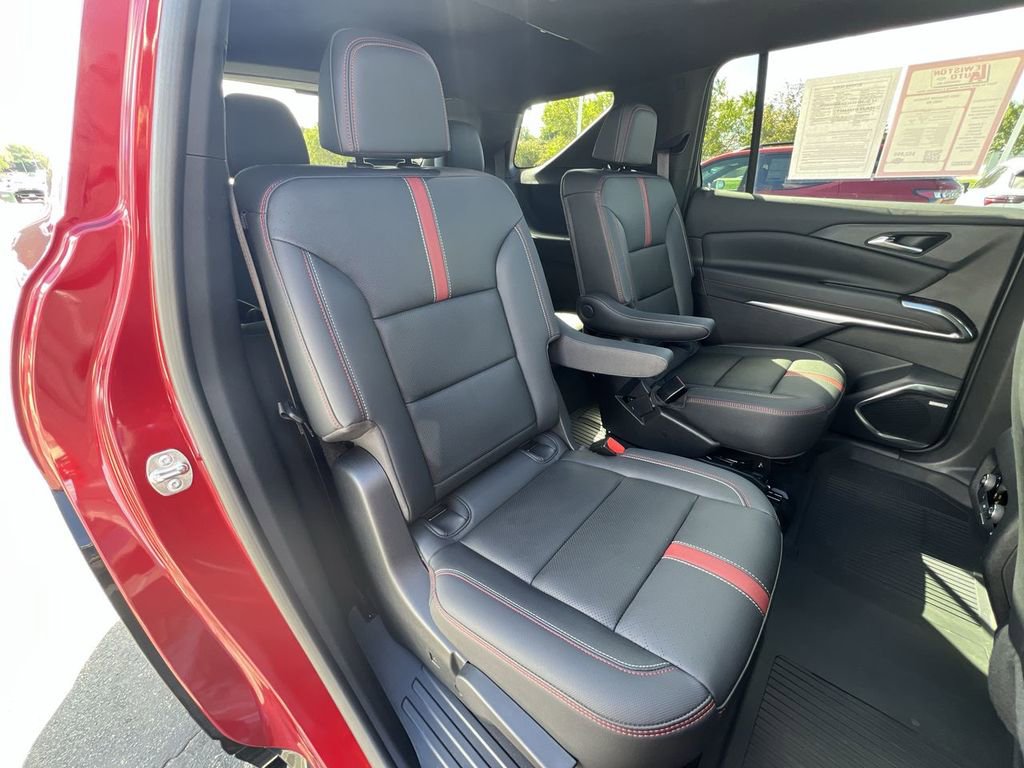 Certified 2024 Chevrolet Traverse RS w/ LPO, Floor Liner Package image 28