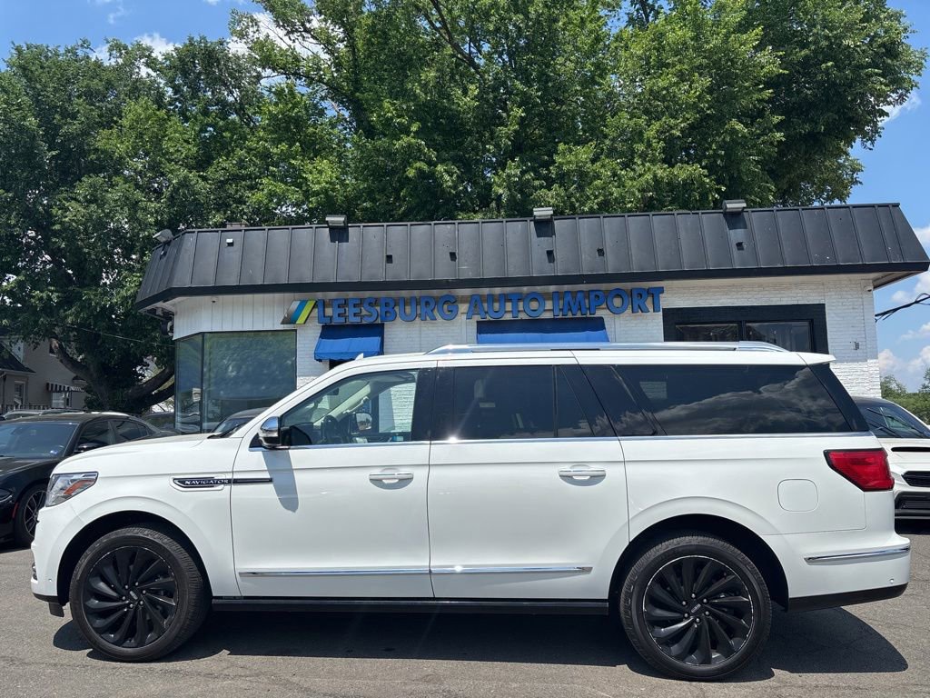 Used 2021 Lincoln Navigator L Black Label AWD/4WD image 4