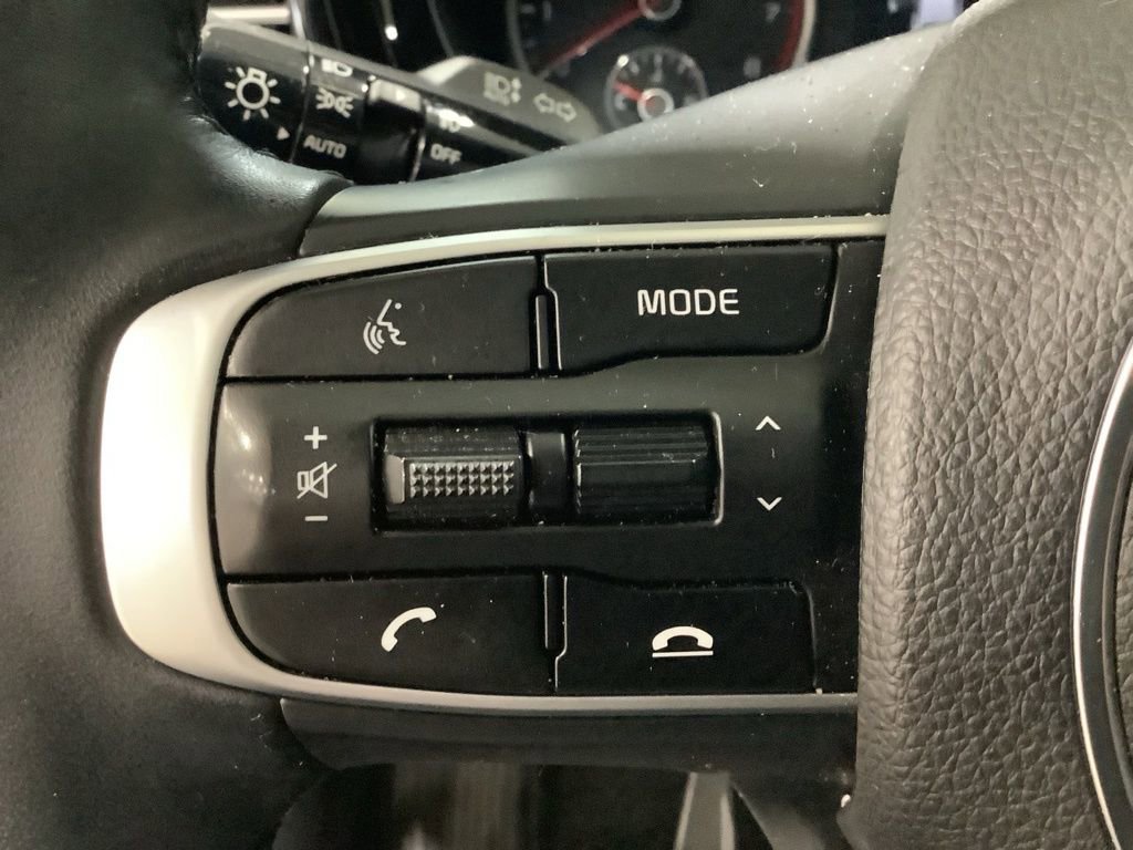 Used 2023 Kia K5 GT-Line image 13