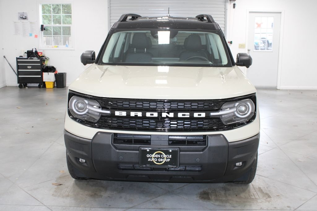 New 2025 Ford Bronco Sport Outer Banks w/ Outer Banks Tech Package+ AWD/4WD image 2