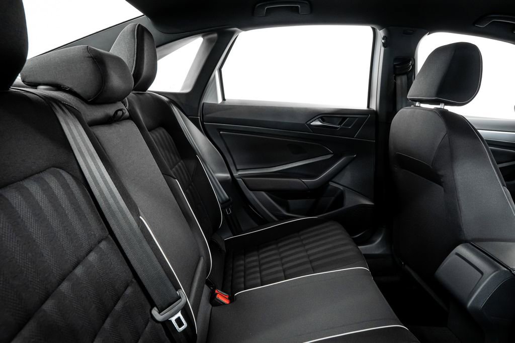 Used 2024 Volkswagen Jetta Sport image 30