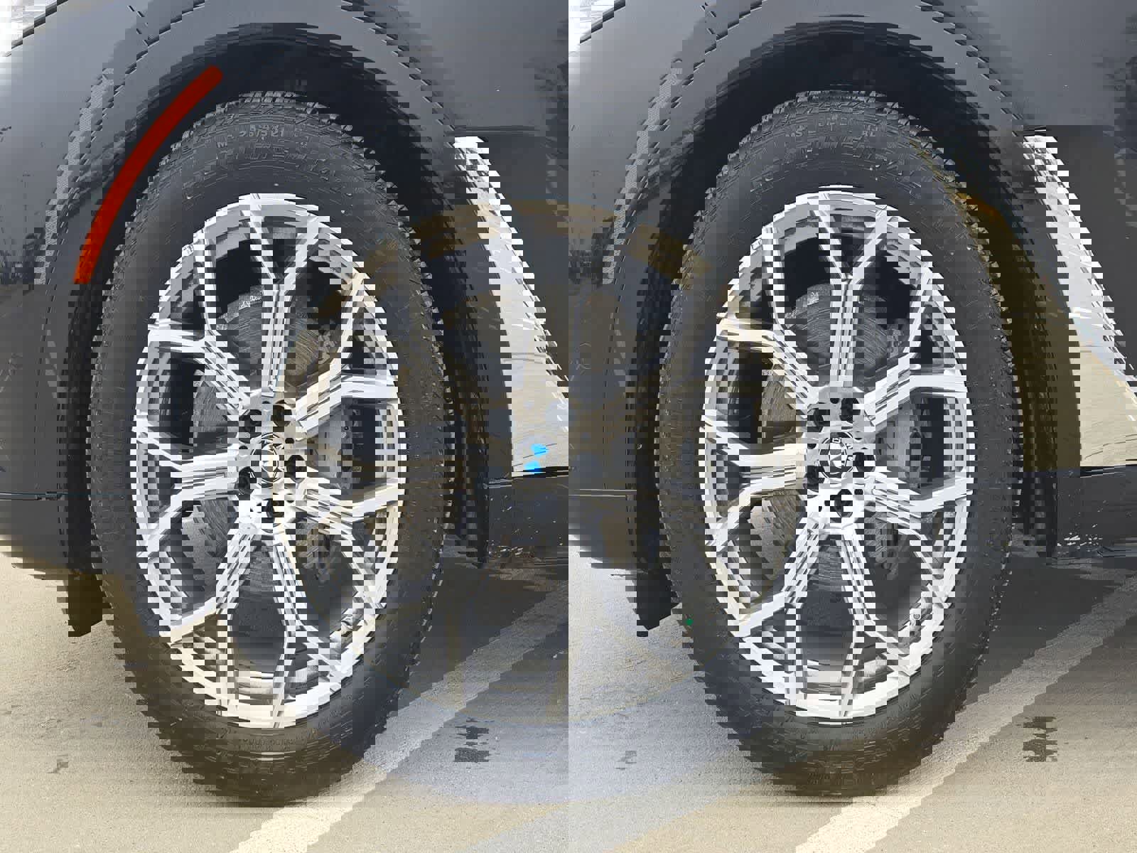 Used 2019 BMW X7 xDrive40i w/ Premium Package image 12