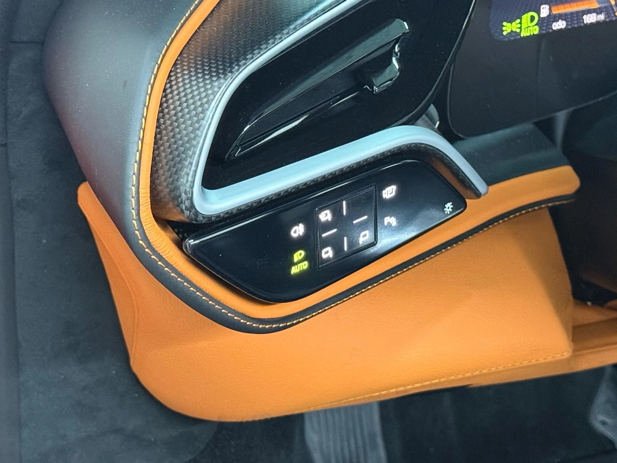 Used 2024 Ferrari 296 GTS image 42