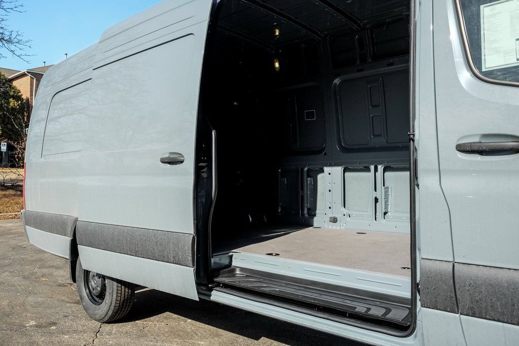 New 2026 Mercedes-Benz Sprinter 2500 image 8