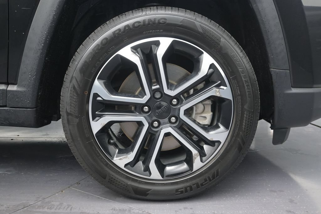 Used 2023 Jeep Compass Limited AWD/4WD image 9