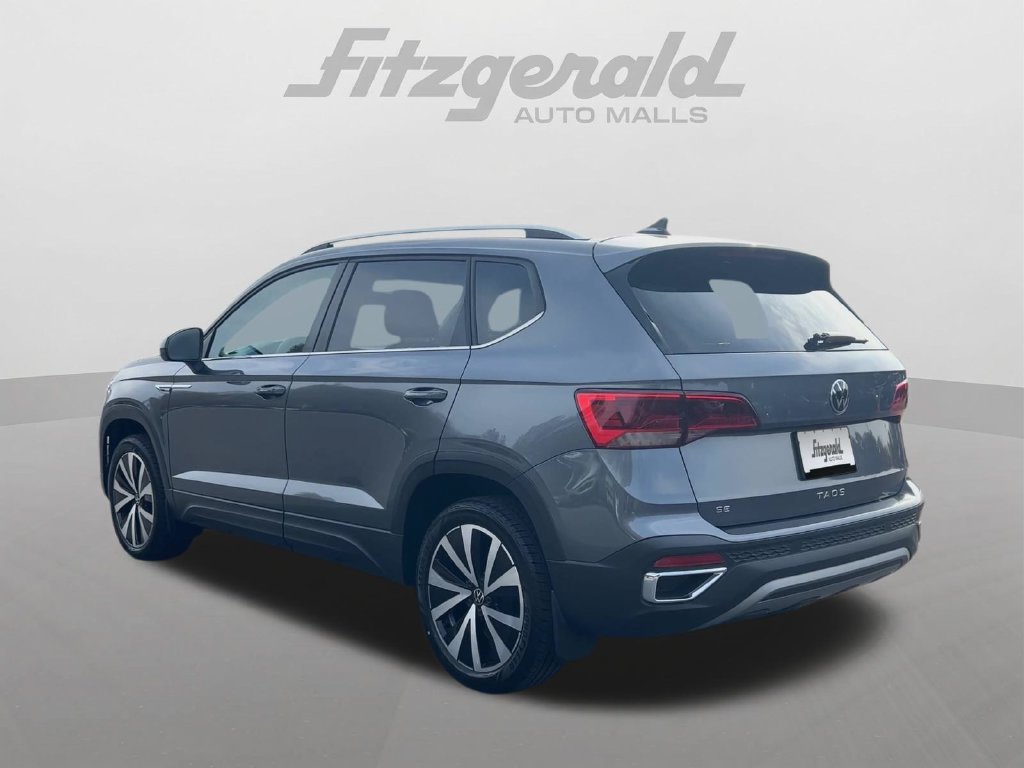 Used 2023 Volkswagen Taos SE FWD image 6