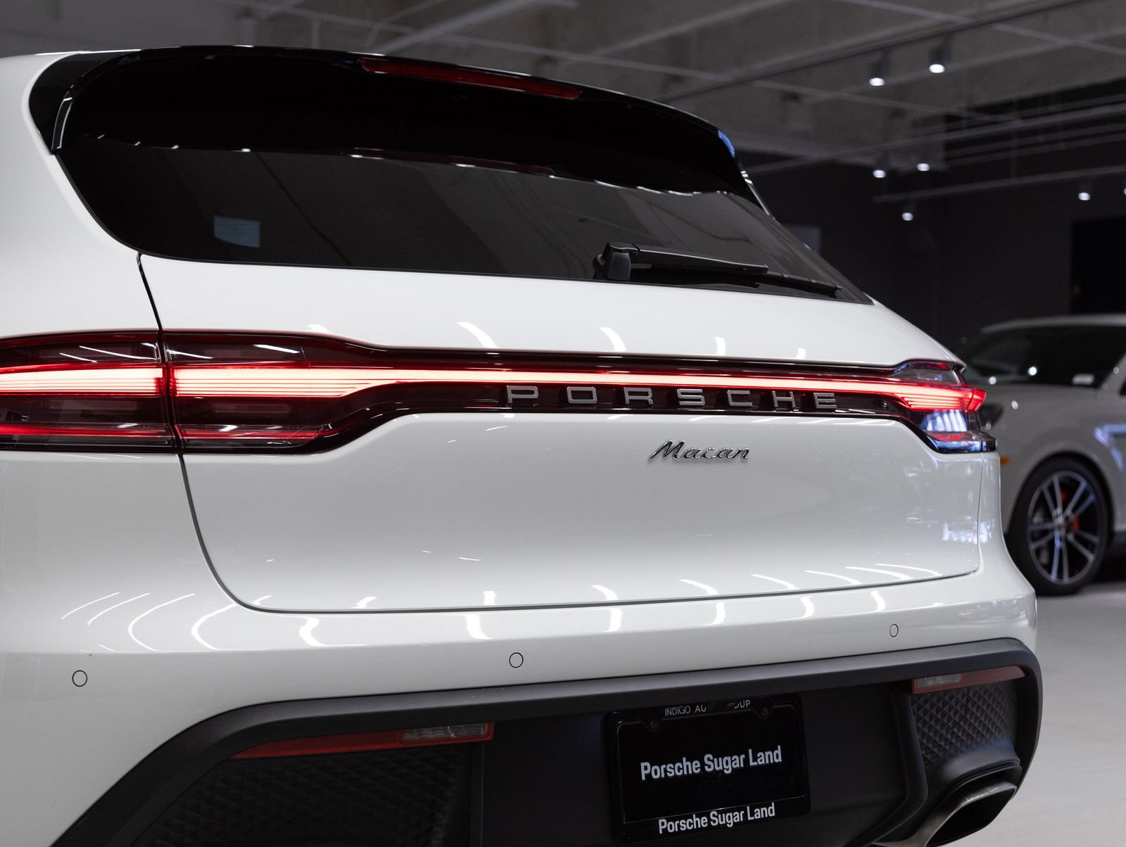 New 2026 Porsche Macan AWD/4WD image 32
