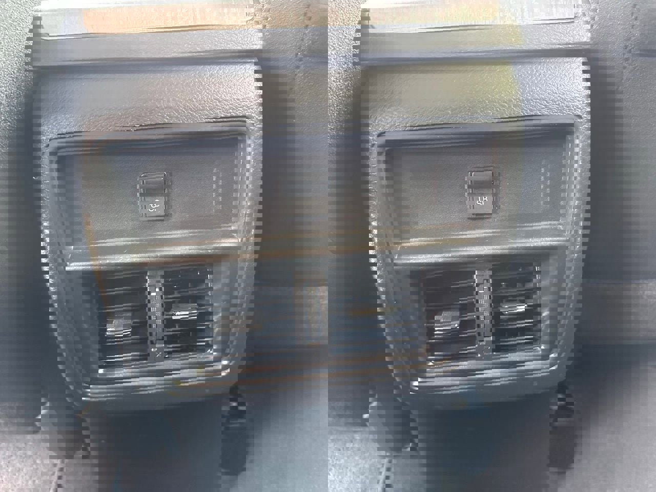 Used 2018 Nissan Murano S image 19