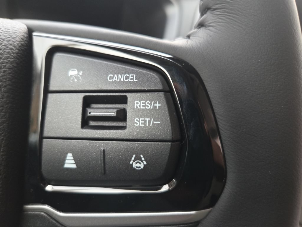 New 2026 Honda Odyssey Touring image 15