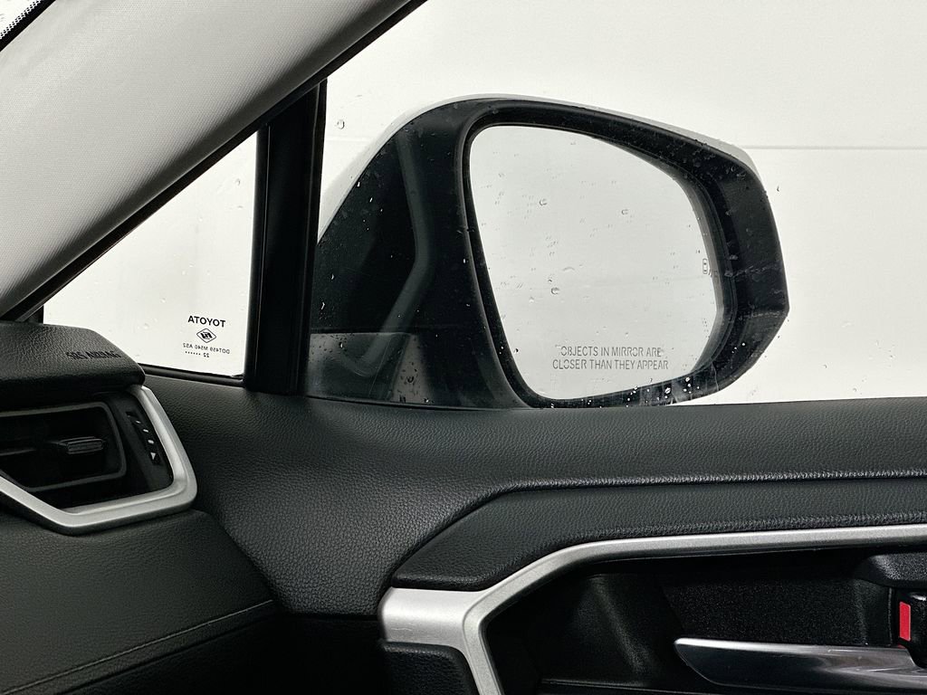 Used 2023 Toyota RAV4 XLE w/ Convenience Package image 26