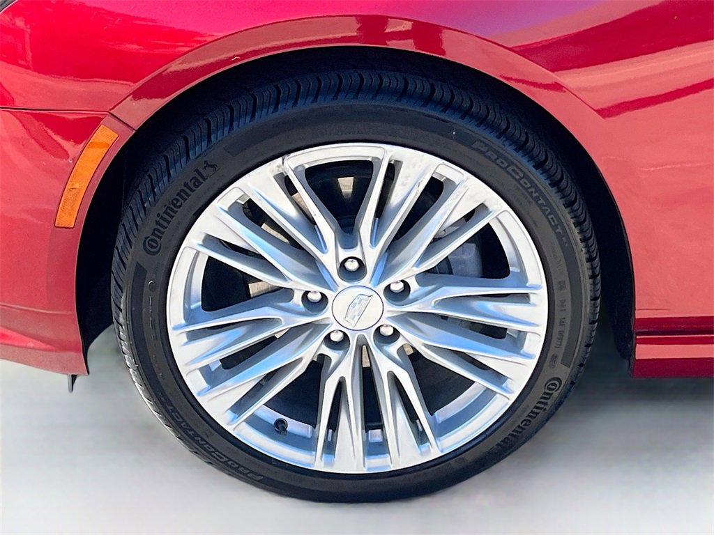 Used 2025 Cadillac CT4 Premium Luxury image 31