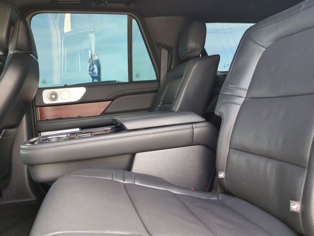 Used 2023 Lincoln Navigator L Reserve image 14