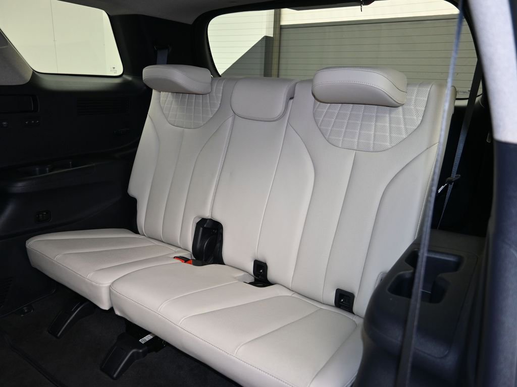 Used 2024 Hyundai Palisade Limited image 26