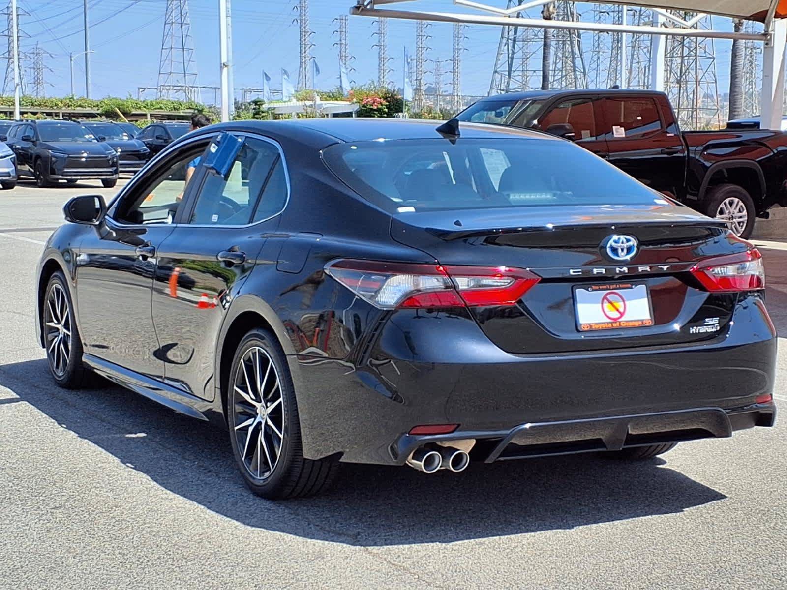 Certified 2024 Toyota Camry SE w/ Audio Upgrade Package FWD image 4
