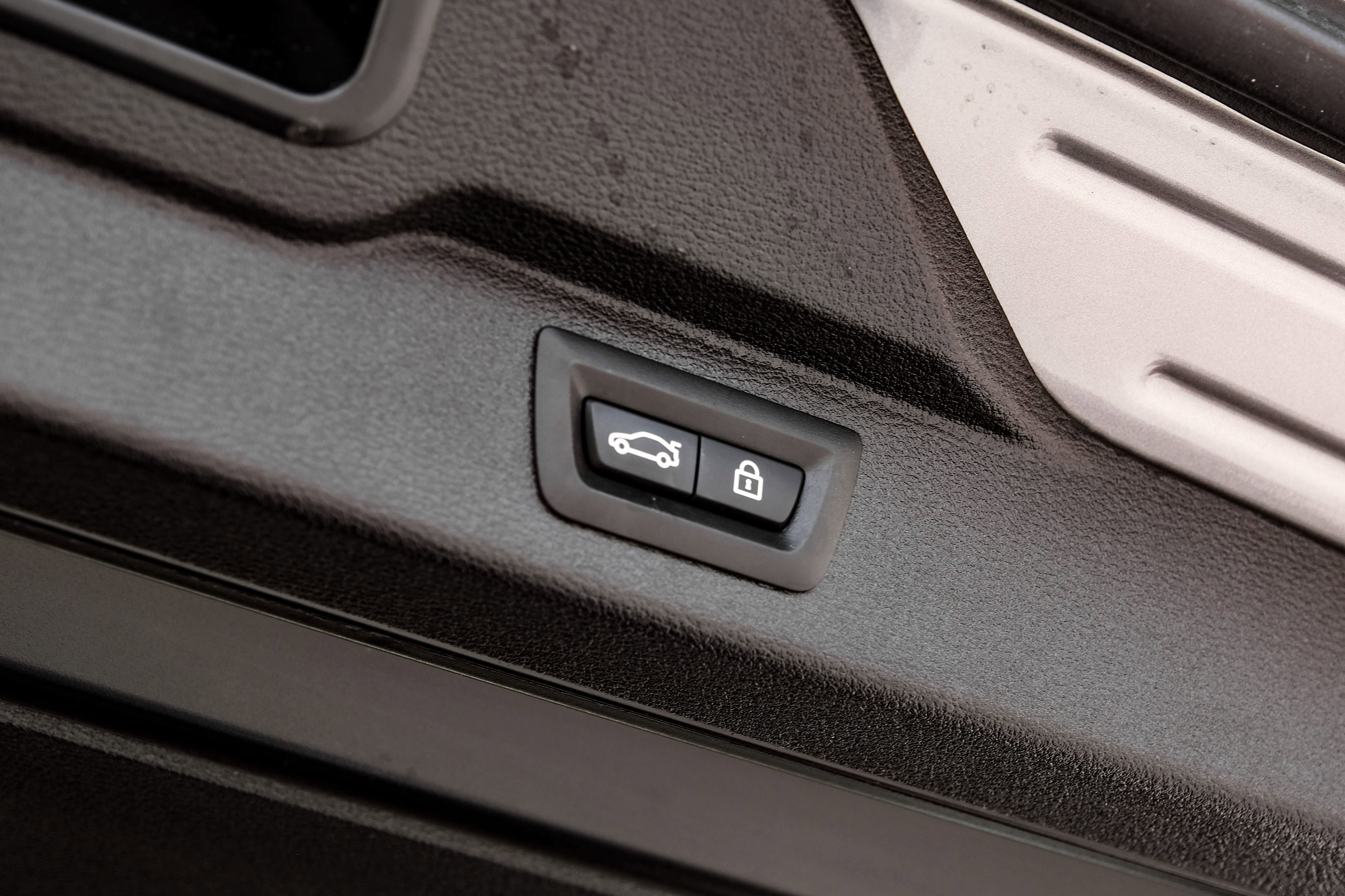 Used 2017 BMW X5 M image 57