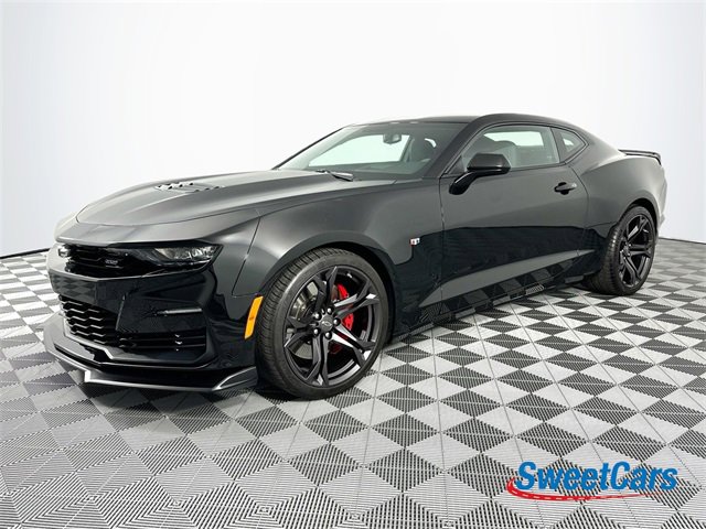 Used 2023 Chevrolet Camaro SS image 3