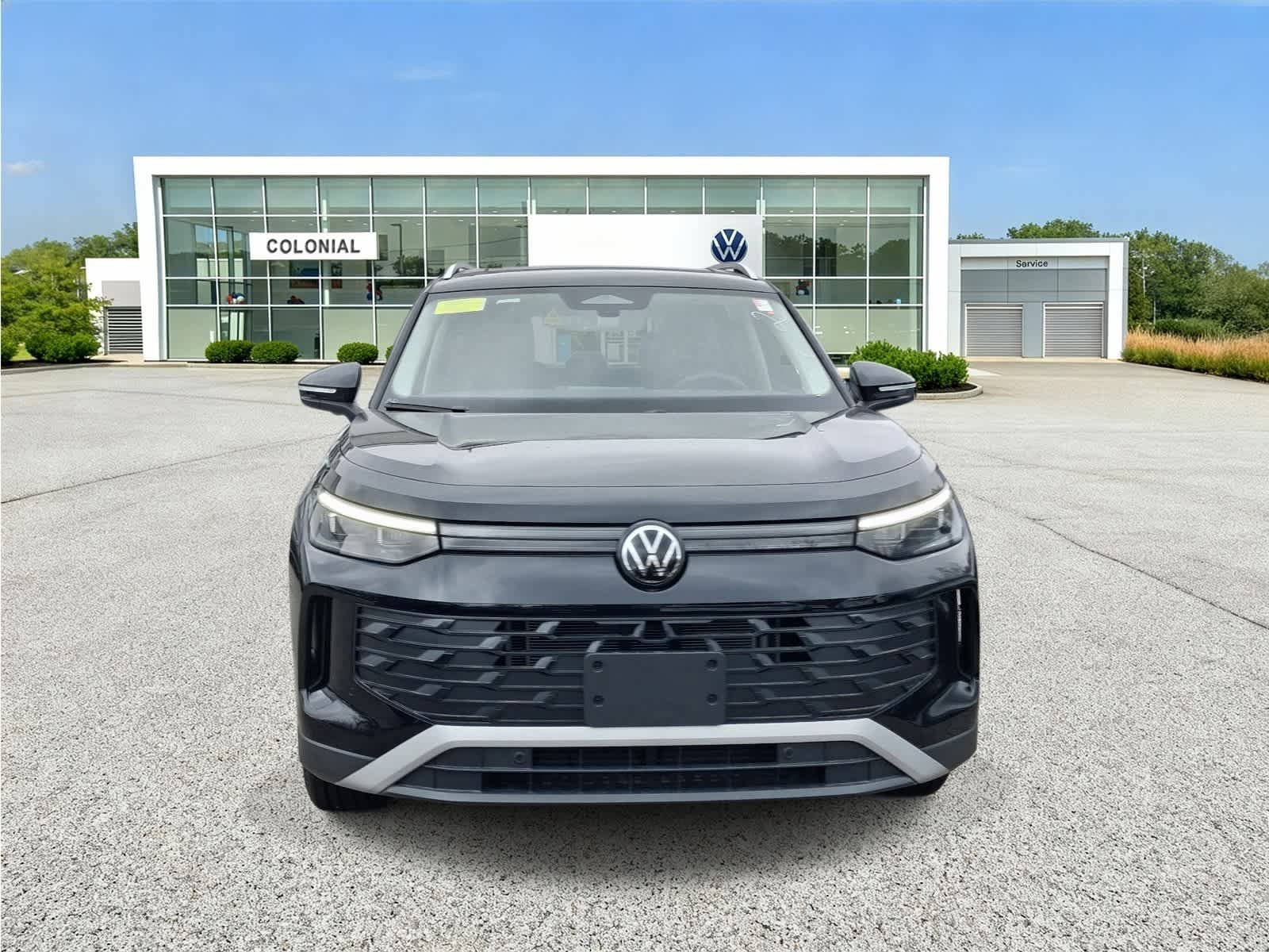 New 2026 Volkswagen Tiguan SE AWD/4WD image 3