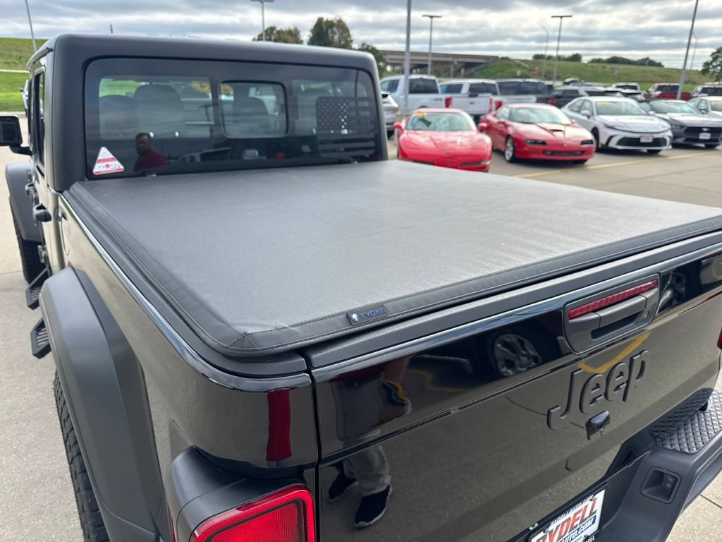 Certified 2024 Jeep Gladiator Sport AWD/4WD image 29