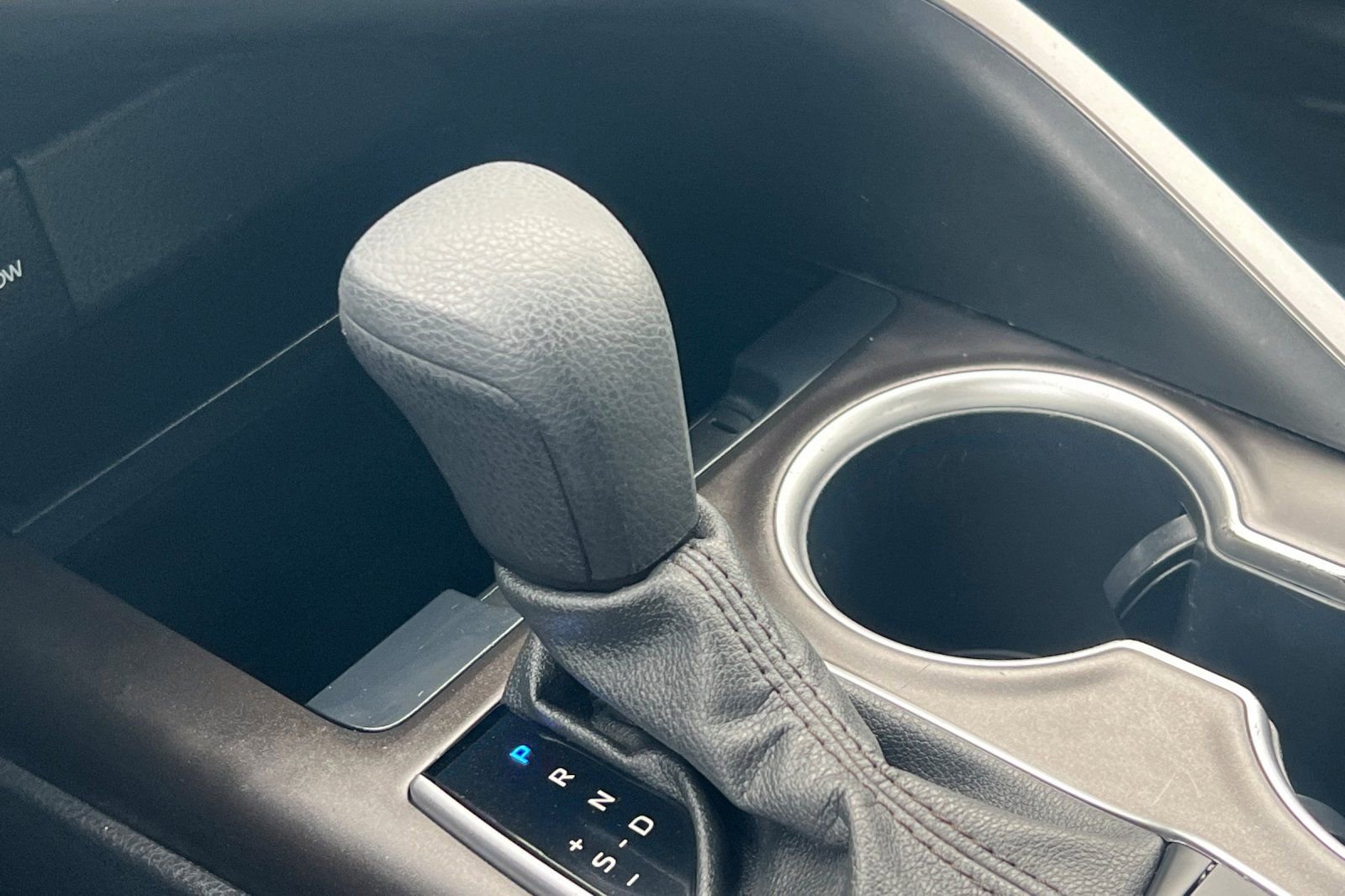 Used 2023 Toyota Camry LE image 18